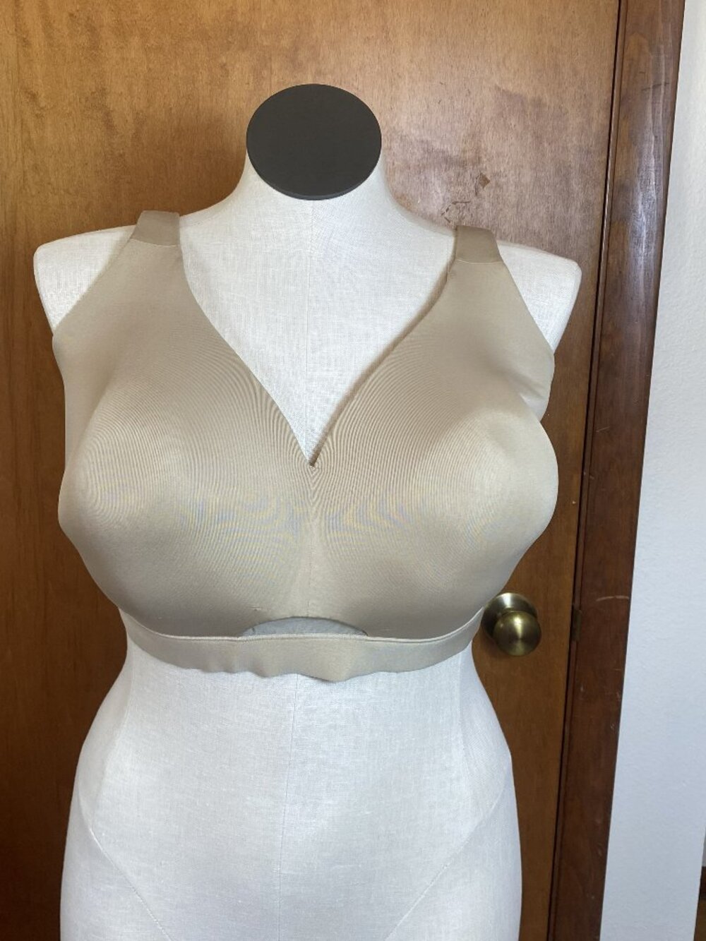 GUC Cacique by Lane Bryant 42H Lightly Lined No Wire Bra Nude